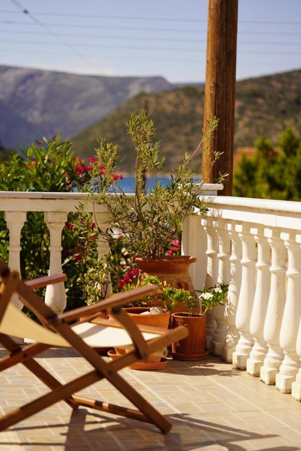 Koukouapartments & Suites Vathy  Bagian luar foto